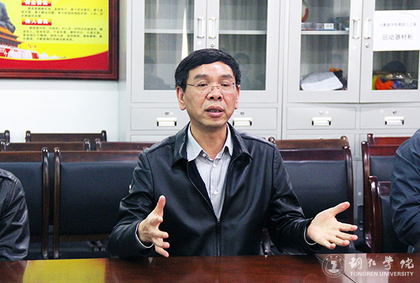 kaiyun官网党委书记李树新一行慰问“见义勇为”学生何林霞