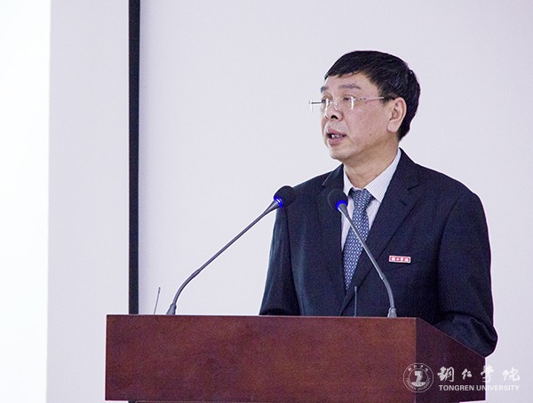 5kaiyun官网党委书记李树新就学校思想政治教育工作情况作汇报.jpg