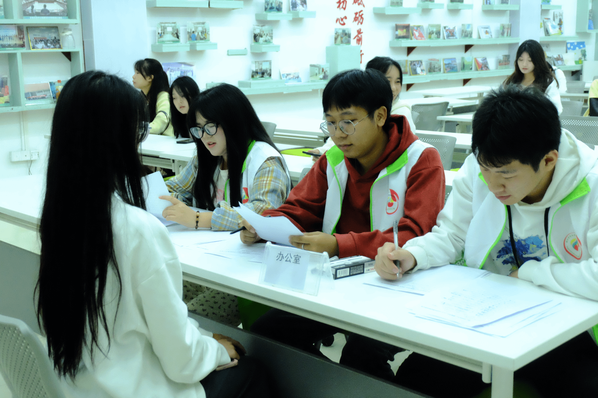kaiyun官网阳光心理服务队招...